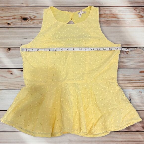 Yellow Peplum Kirra too SO CUTE!!!! - Picture 8 of 9